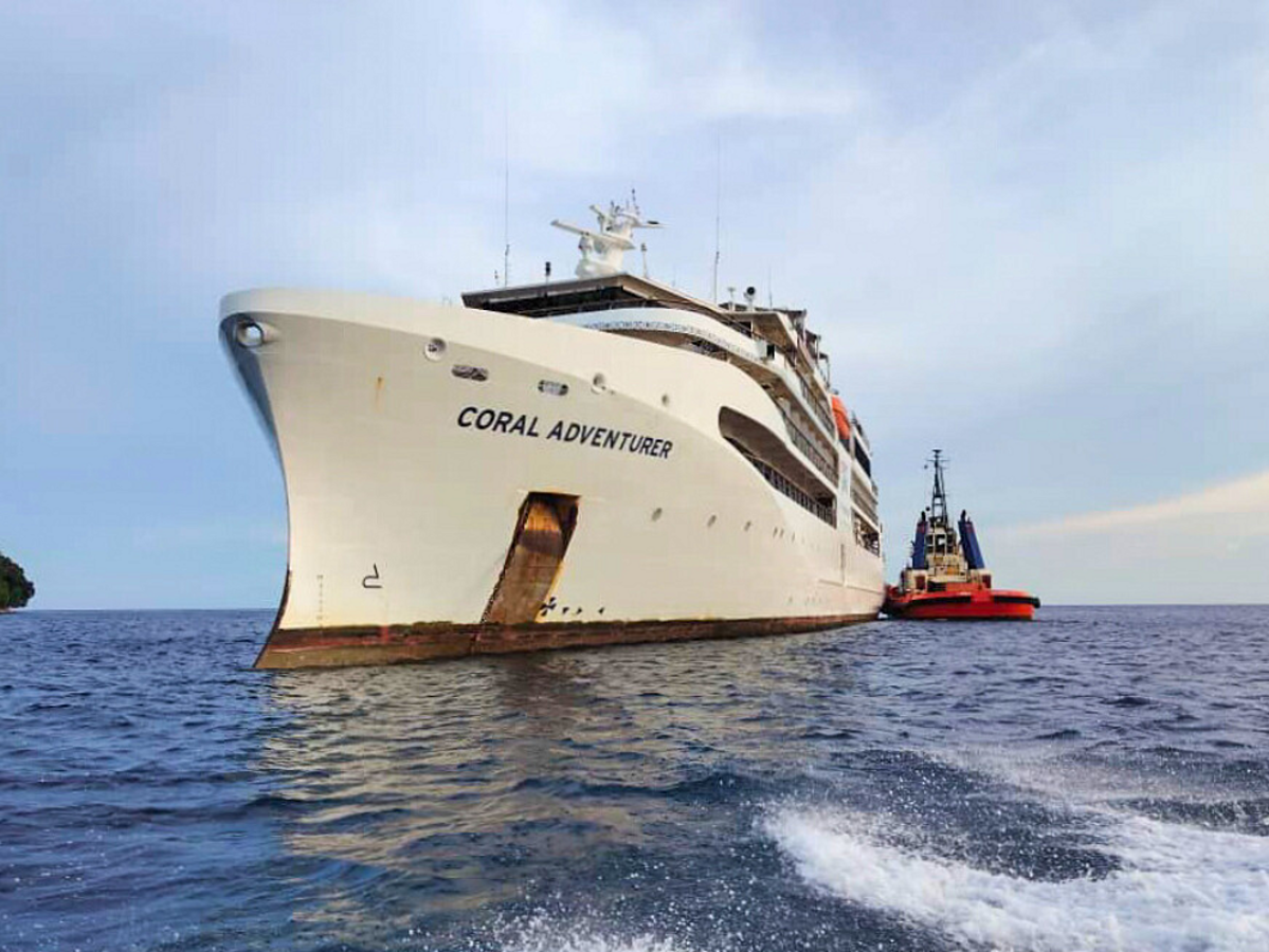 Pacific Towing Successfully Refloats Coral Adventurer
