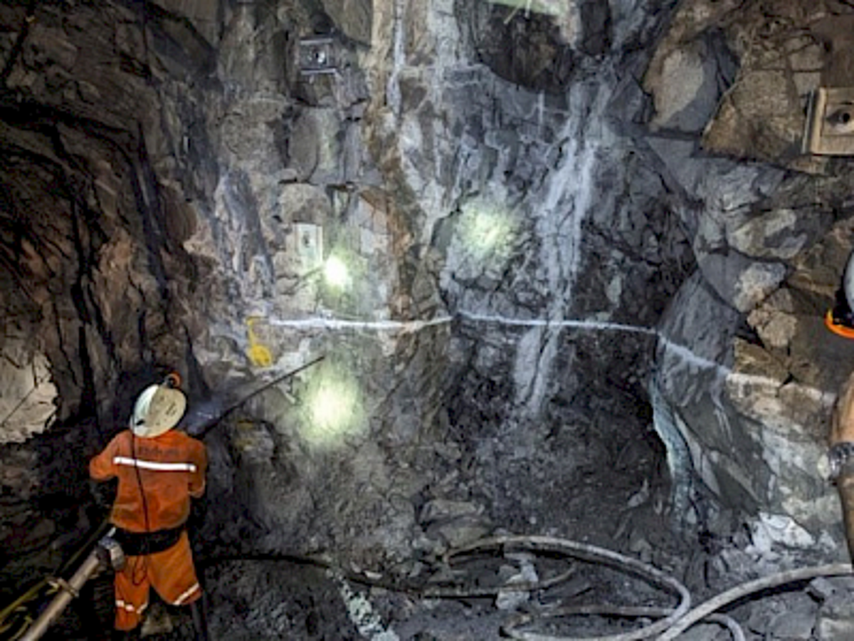 Lion One Reports Exceptional High-Grade Gold Intercepts at Tuvatu Mine in Fiji