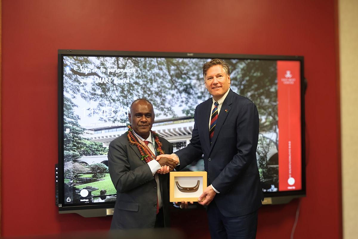 Prime Minister Manele Meets U.S. Deputy Secretary of State Christopher Landau at Pacific Agenda Summit