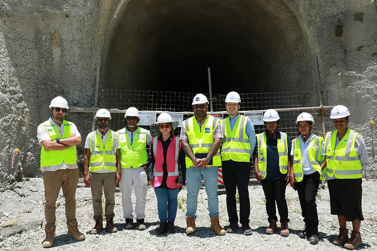 UK High Commissioner visits Tina Hydro project, observes major progress